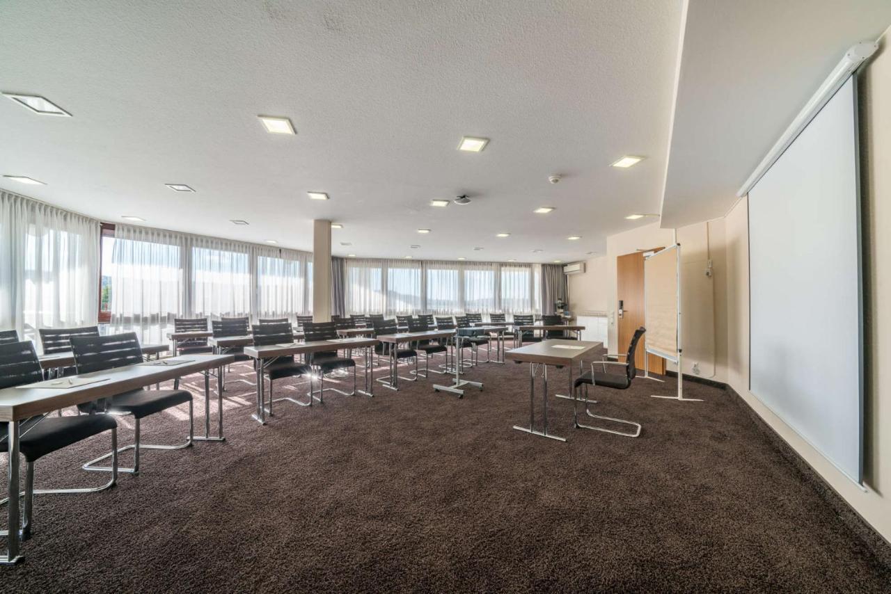 Doblergreen Hotel Stuttgart-Gerlingen Eksteriør bilde